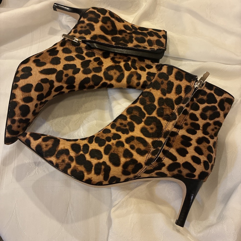 Women's Leopard Print Ankle Boots Size 9 NWB stiletto Heel 2 Inches - Picture 4 of 10